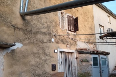 Ein ReinHaus zum Verkauf, in der Nähe von Poreč