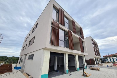 Neuer, moderner Wohnkomplex, Rovinj! Maisonette-Wohnung mit Parkplatz und Garagenplatz!