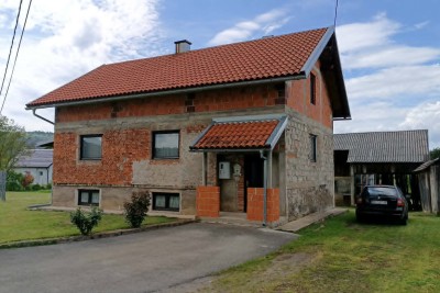 Josipdol , Oštarije – Wunderschönes, neu renoviertes Haus mit großem Garten und ruhiger Lage