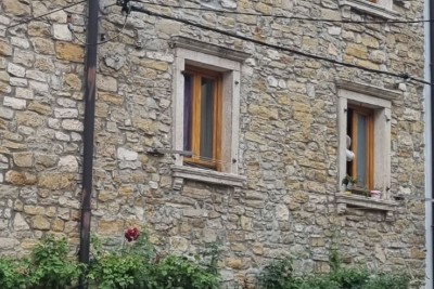 Stone house for sale, Buje