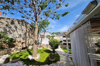 Pula, Galižana. Renoviert,