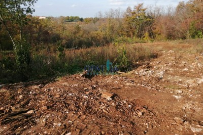 Prodaja građevinskog zemljišta Umag - građevinsko i poljoprivredno zemljište na mirnoj lokaciji