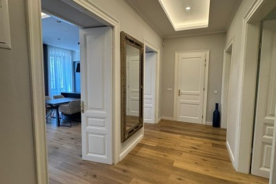 Verkauf - luxuriös renovierte Wohnung im Zentrum von Pula!