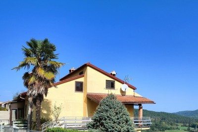 Obiteljska kuća sa dva stana,Pazin