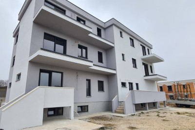 Vendita di un grande appartamento in un nuovo edificio, Medolino!