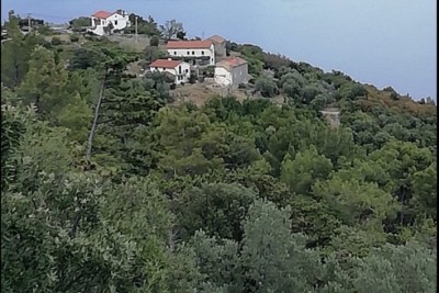 Prodaja građevinskog zemljišta sa projektom, Plomin