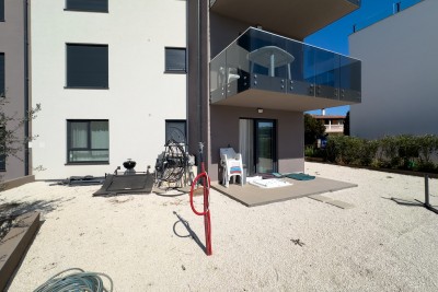 Stiamo vendendo un nuovo appartamento con un ampio giardino a Medolino!