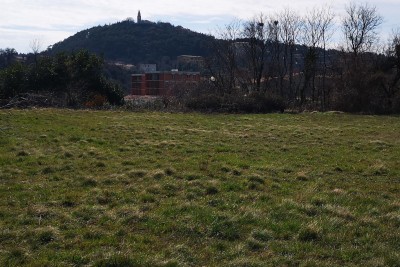 Atraktivno građevinsko zemljište,LABIN blizina centra