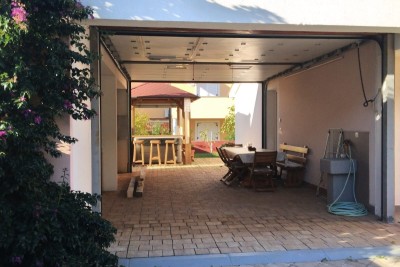 Schönes Haus in Medulin. Pošesi.