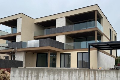 Prodaja stanova u novom rezidencijalnom kompleksu u izgradnji, Novigrad!