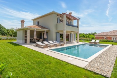 Luxury villa in Labin with swimming pool for sale!