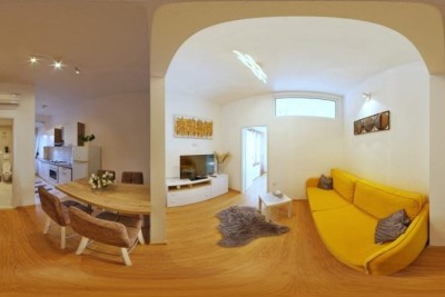 Pula, 2-sobni stan u centru, 31 m² + terasa i vrt