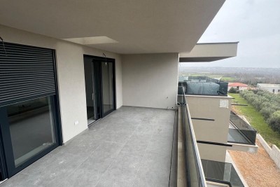 Luxuriöse zweistöckige Wohnung mit Meerblick