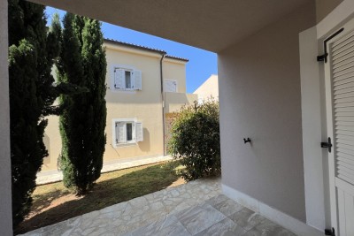 Apartment in Medulin, 150 m zum Strand. Pošesi.
