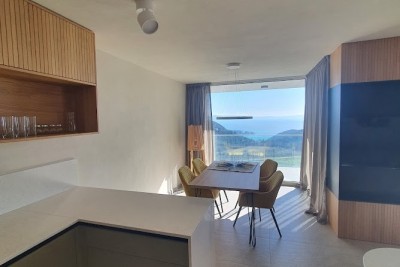 Labin! Wir verkaufen eine wunderschöne Zwei-Zimmer-Wohnung mit Meerblick!