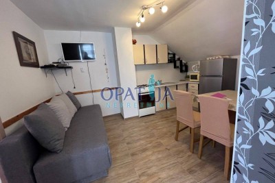 Vir, južna strana apartman E4, 180m od mora