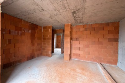 Neubau, ausgezeichnete Lage.