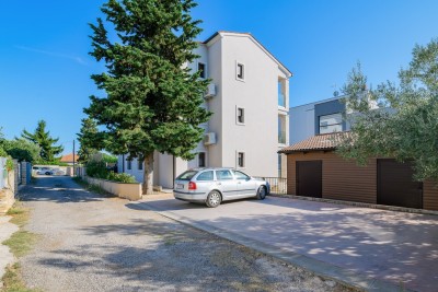 Dieses schöne neue Haus mit Pool befindet sich in der malerischen Stadt Fazana.