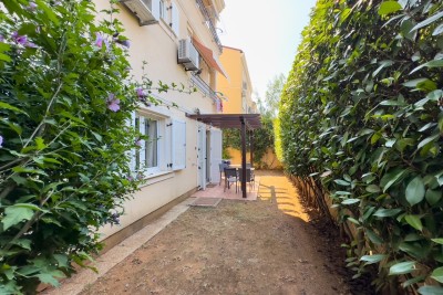Valdebek  Wir verkaufen eine Wohnung mit Garten in toller Lage, Pula