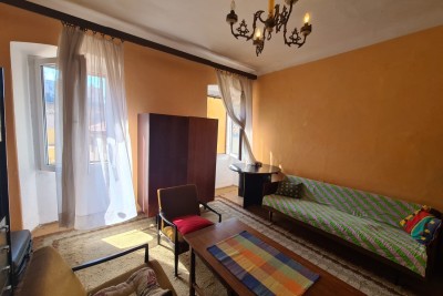 Hervorragende Wohnung im Herzen der Stadt, Pula.