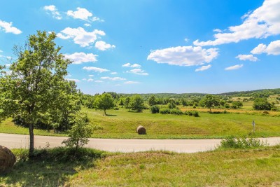 Prodaja građevinskog zemljišta s otvorenim panoramskim pogledom, Oprtalj!