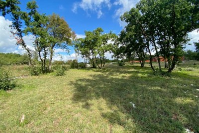 Building plot, Barban