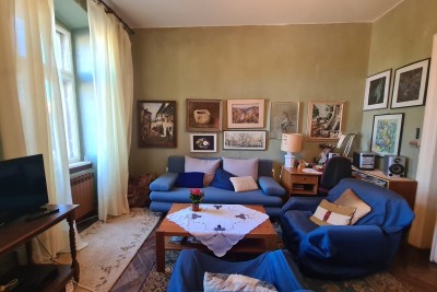 Erdgeschosswohnung mit Garten und Garage – Zentrum von Pula