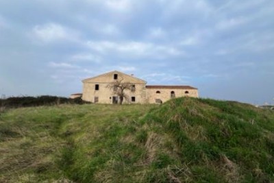 Historical Station near Pula – Huge Potential.