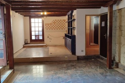 Apartment for sale on the 1st floor in Pula