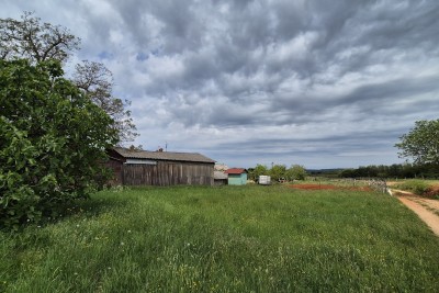Istra, Oprtalj okolica – građevinski teren 453 m2 u autentičnom okruženju