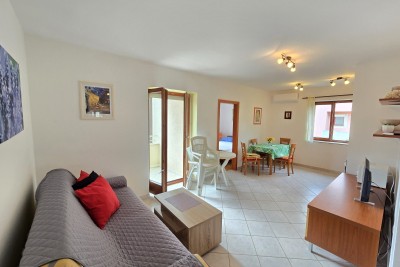 House in Premantura: close to the sea and the center! Organized documentation!