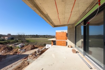 Zum Verkauf: Wohnung im zweiten Stock eines kleinen Gebäudes!