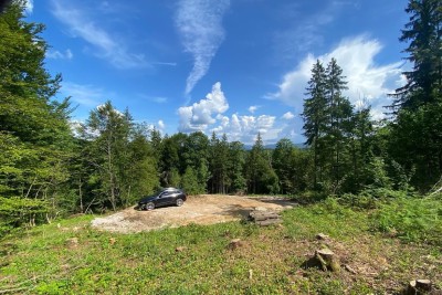 Gorski kotar, Brod Moravice - JEDINSTVENA INVESTICIJA – ŠUMARSKA KUĆA S PROJEKTOM I GRAĐEVINSKOM DOZVOLOM