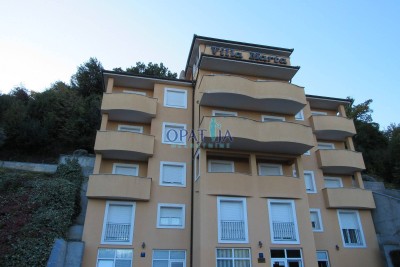 Opatija u blizini centra kuća s 15 apartmana