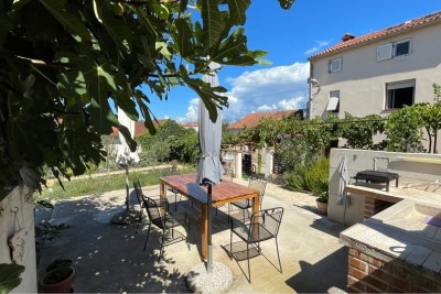 Sale - Two houses in an excellent location with a sea view - Medulin, Vinkuran!