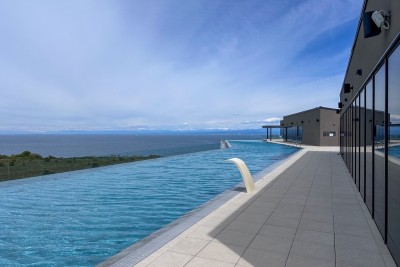 Umag.  are selling an apartment in a luxurious aparthotel!