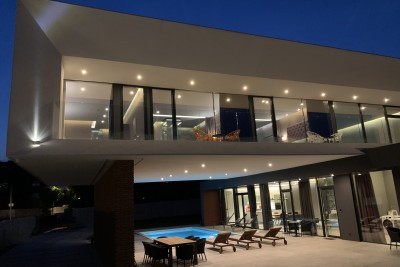 Beautiful modern detached house