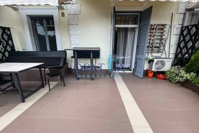 OPATIJA CENTAR - Garsonijera, velika terasa