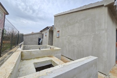 Samostojeća prizemnica u blizini Pule !