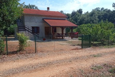 Kuća 500 m od mora, Duga Uvala