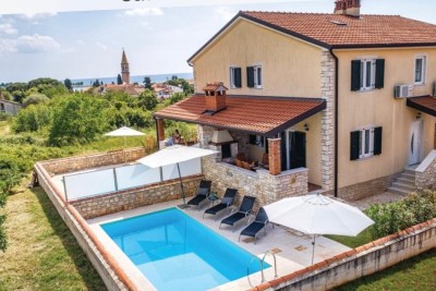 Semi-detached house with a pool, Umag, surrounding area, Istria