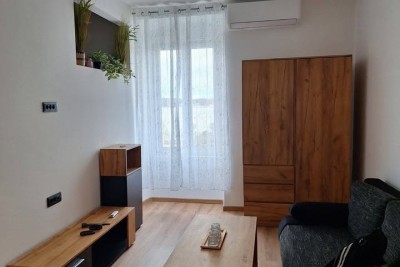 Moderno uređen stan s pogledom na more – Pula, Stoja