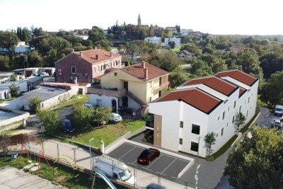 ŽMINJ – prostorno stanovanje v prvem nadstropju, idealno za družino (Stanovanje H)