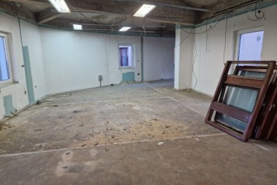 BUJE, POSLOVNI PROSTOR 156 M2