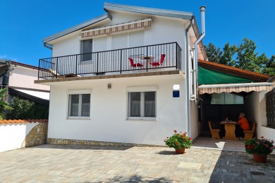 House with two apartments for sale, Pavicini!