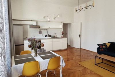 Pula, Stoja, renovated apartment 65.91 m² in an authentic Austro-Hungarian building