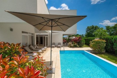 Žminj Exceptional modern villa surrounded by pristine nature.