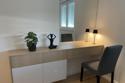 Verkauf einer modernen Wohnung in einem neuen Gebäude, Umag!