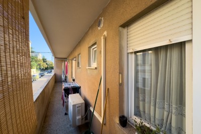 We are selling an apartment in an excellent location in the center of Pula.