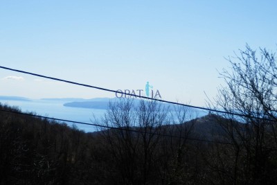 Opatija okolica dvije kuće sa velikim terenom